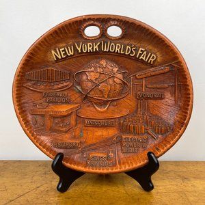 New York World's Fair 3D Carved Souvenir Plate Unisphere Made in USA